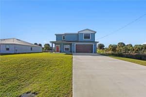 4215 15th Street, Lehigh Acres, FL 33976 - MLS#2026001552