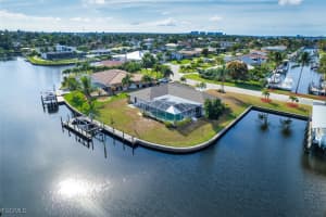 1066 Clarellen Dr, Fort Myers