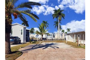 141 Barbados Way, Fort Myers Beach, FL 33931 - MLS#2026001663