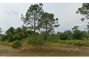 611 Highland Avenue, Lehigh Acres, FL 33972 - MLS#2026001721