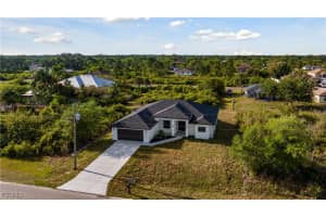 2709 58th Street, Lehigh Acres, FL 33971 - MLS#2026001725