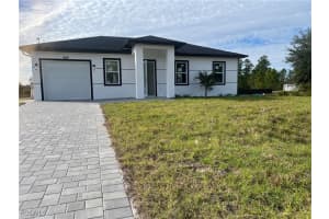 464 Eisenhower Boulevard, Lehigh Acres, FL 33974 - MLS#2026001776