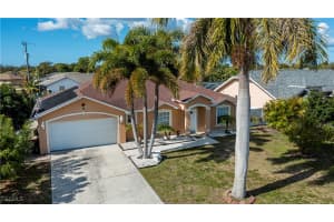 3818 6th Place, Cape Coral, FL 33914 - MLS#2026001793
