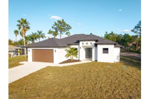 916 Jefferson Avenue, Lehigh Acres, FL 33936 - MLS#2026001797