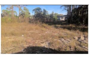 2760 27th Street, Lehigh Acres, FL 33971 - MLS#2026001798