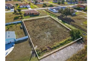 4213 13th Street, Lehigh Acres, FL 33971 - MLS#2026001818