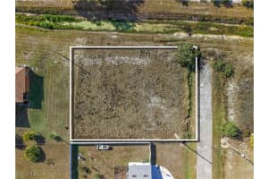 4213 13th Street, Lehigh Acres, FL 33971 - MLS#2026001818