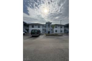 8358 Bernwood Cove Loop 703, Fort Myers