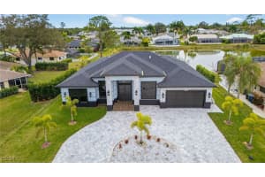 10318 St Patrick Ln, Bonita Springs