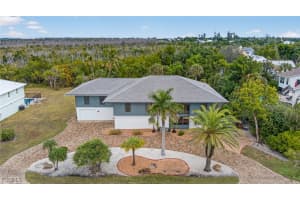 1379 Albatross Rd, Sanibel