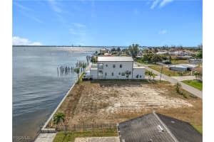 5827 1st Avenue, Cape Coral, FL 33914 - MLS#2026002071