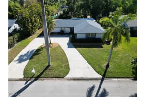 5661 Eichen Circle, Fort Myers, FL 33919 - MLS#2026002096