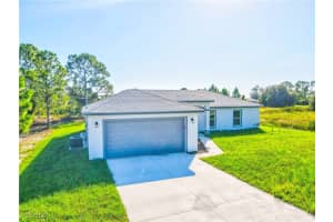 571 Flamingo Avenue, Lehigh Acres, FL 33974 - MLS#2026002104