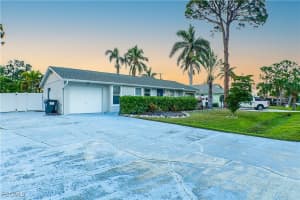 7189 Vassar Dr, Fort Myers
