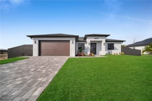 1810 6th Place, Cape Coral, FL 33909 - MLS#2026002308