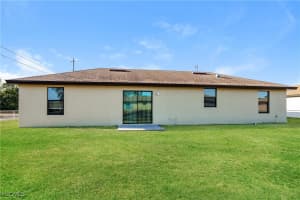 3800 34th Street, Lehigh Acres, FL 33976 - MLS#2026002347