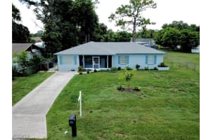 314 Vermont Way, Lehigh Acres, FL 33936 - MLS#2026002457