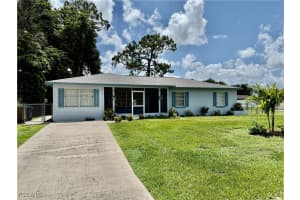 314 Vermont Way, Lehigh Acres, FL 33936 - MLS#2026002457