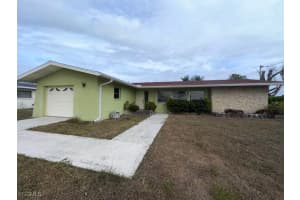 1727 Cornwallis Parkway, Cape Coral, FL 33904 - MLS#2026002478