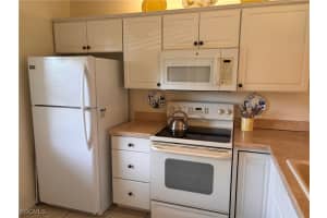 9315 Central Park Drive, Fort Myers, FL 33919 - MLS#2026002485