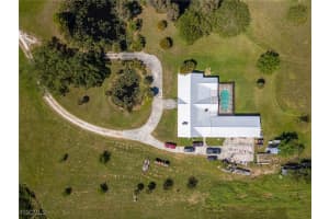 1085 West Avenue, Moore Haven, FL 33471 - MLS#2026002536