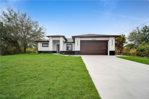 1002 Kanuga Street, Lehigh Acres, FL 33974 - MLS#2026002553