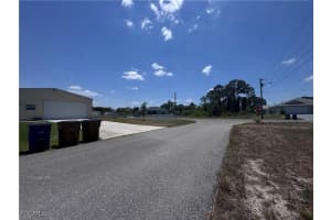 56 Wanda Avenue, Lehigh Acres, FL 33976 - MLS#2026002604