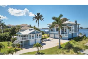 950 San Carlos Dr, Fort Myers Beach