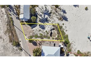 67 Miramar Street, Fort Myers Beach, FL 33931 - MLS#2026002686