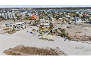 42 Avenue E, Fort Myers Beach, FL 33931 - MLS#2026002687
