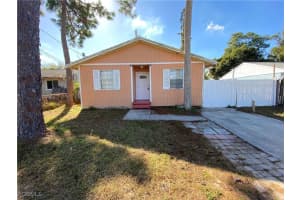 537 Sacramento St, North Fort Myers