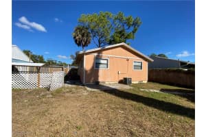 537 Sacramento Street, North Fort Myers, FL 33903 - MLS#2026002750