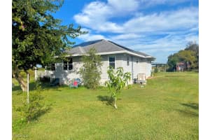2915 Ortona Locks Road, Moore Haven, FL 33471 - MLS#2026002755