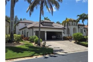 8922 Tropical Ct S, Fort Myers