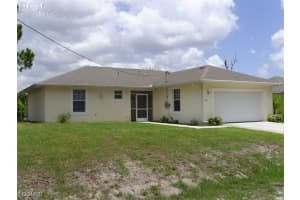 551 Genoa Avenue, Lehigh Acres, FL 33974 - MLS#2026002804