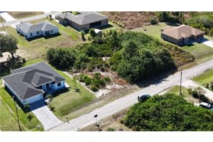 3905 15th Street, Lehigh Acres, FL 33976 - MLS#2026002836