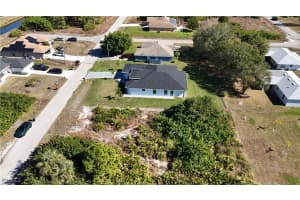 3905 15th Street, Lehigh Acres, FL 33976 - MLS#2026002836