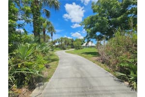 4942 Fort Denaud Road, Fort Denaud, FL 33935 - MLS#2026002911