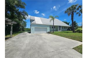 4942 Fort Denaud Road, Fort Denaud, FL 33935 - MLS#2026002911