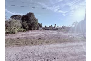 76 Gold Key Court, North Fort Myers, FL 33917 - MLS#2026002979