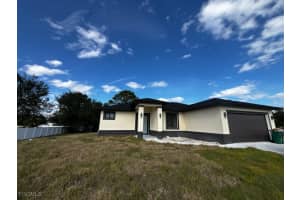 901 Sara Avenue, Lehigh Acres, FL 33971 - MLS#2026002991