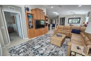 10112 Colonial Country Club Blvd 209, Fort Myers