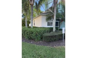 3616 Pine Oak Cir 101, Fort Myers