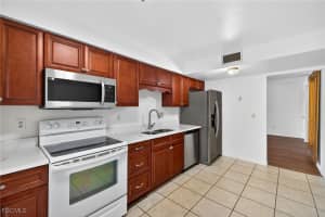 3150 Shorewood Lane, Fort Myers, FL 33907 - MLS#2026003117