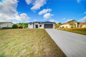 713 Hamilton Avenue, Lehigh Acres, FL 33972 - MLS#2026003183