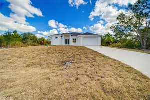 910 North Ave, Lehigh Acres