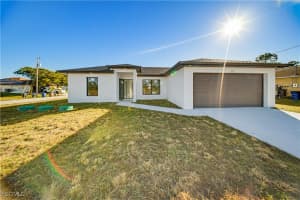 809 Anaconda Avenue, Lehigh Acres, FL 33974 - MLS#2026003194