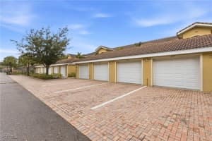 1070 Winding Pines Cir 105, Cape Coral
