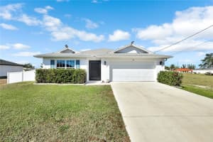 1119 Ne 39th St, Cape Coral