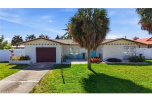 1432 Wellington Court, Cape Coral, FL 33904 - MLS#2026003326